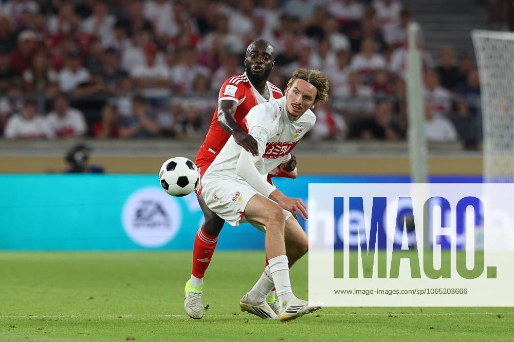 In duel, action, with Dayot Upamecano 2 FC Bayern Muenchen , Nick Woltemade 11 VfB Stuttgart , VfB Stuttgart vs FC Bayern Muenchen, Soccer, Franz Beckenbauer Supercup, 16 08 2025 Stuttgart Baden Wuerttemberg Germany