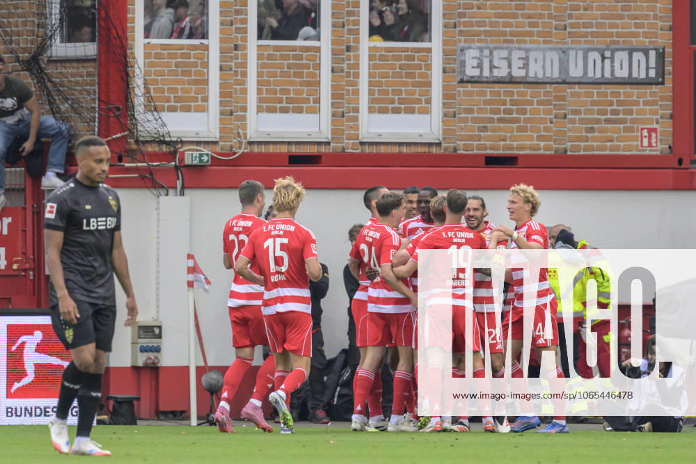 In the picture v l goal, hit, jubilation, goal celebration, joy, enthusiasm, celebrates, after 1 0, GER, Berlin, 1 FC Union Berlin vs VfB Stuttgart, 1 Bundesliga, football, DFB, season 2025 2026, Alte Foersterei, matchday, DFB DFL REGULATIONS PROHIBIT ANY USE OF PHOTOGRAPHS AS IMAGE SEQUENCES AND OR QUASI VIDEO, 23 08 25,