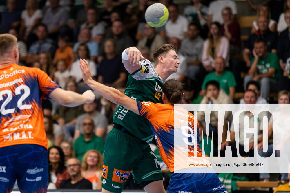 Oskar SUNNEFELDT FRISCH AUF Goeppingen, 27 scores a goal, Action, Goal throw FRISCH AUF Goeppingen FAG vs SKK Talent Pilsen, Handball, Men, Players Night, Test match, Season opening, Season 2025 2026, 23 08 2025 FRISCH AUF Goeppingen FAG vs SKK Talent Pilsen, Handball, Men, Players Night, Test match, Season opening, Season 2025 2026, 23 08 2025 Goeppingen