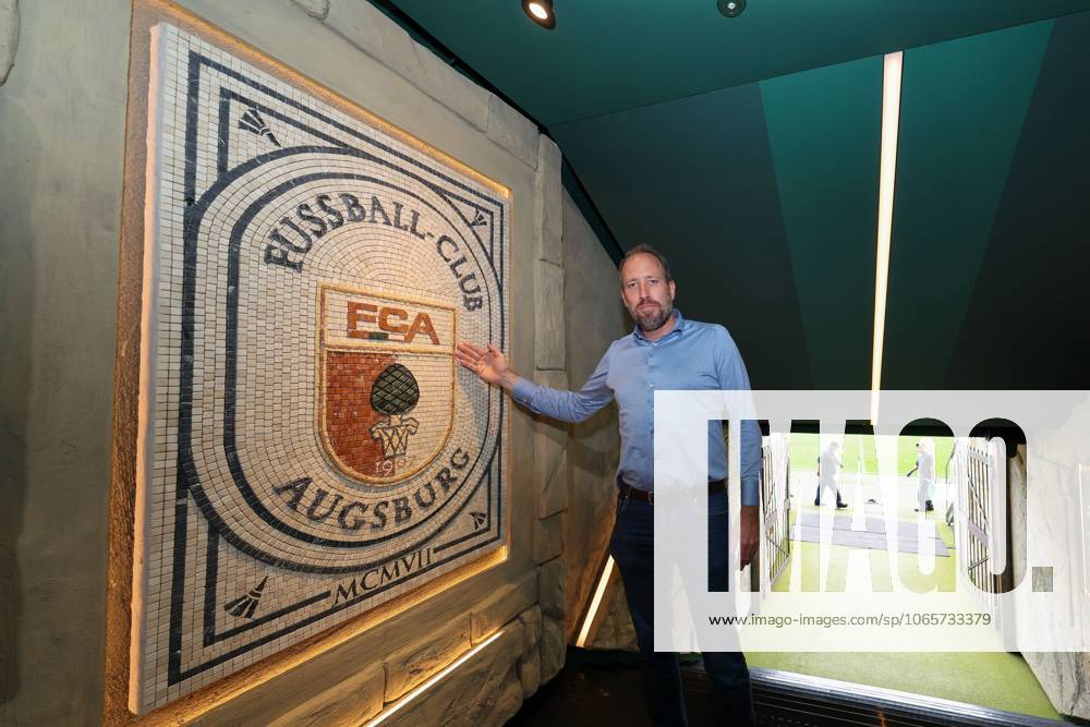 Managing Director Finance Michael Stroell FC Augsburg , The new players tunnel in the Roemer look, Press conference, FC Augsburg, Football, 1 Bundesliga season 2025 2026, 29 08 2025 Augsburg Bavaria Germany