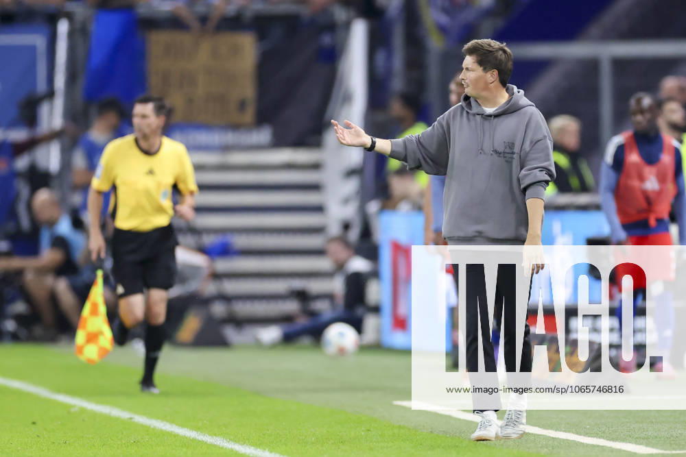 Coach Merlin Polzin Hamburger SV gestures, Bundesliga, Hamburger SV v FC St Pauli, Volksparkstadion on August 29, 2025 in Hamburg, Germany Photo by Marco Steinbrenner DeFodi Images Coach Merlin Polzin Hamburger SV gestures, Bundesliga, Hamburger SV v FC St Pauli, Volksparkstadion, August 29, 2025 in Hamburg, Germany Photo by Marco Steinbrenner DeFodi Images DFL regulations prohibit any use of photographs as image sequences and or quasi video