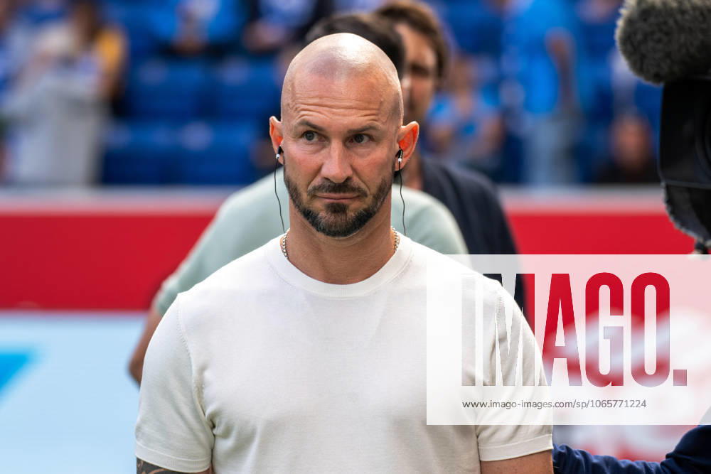 Coach Christian Ilzer TSG 1899 Hoffenheim Germany, Sinsheim, 30 08 2025, Football, Bundesliga TSG 1899 Hoffenheim vs Eintracht Frankfurt, Season 2025 2026, 2 Matchday, PreZero Arena DFL DFB REGULATIONS PROHIBIT ANY USE OF PHOTOGRAPHS AS IMAGE SEQUENCES AND OR QUASI VIDEO