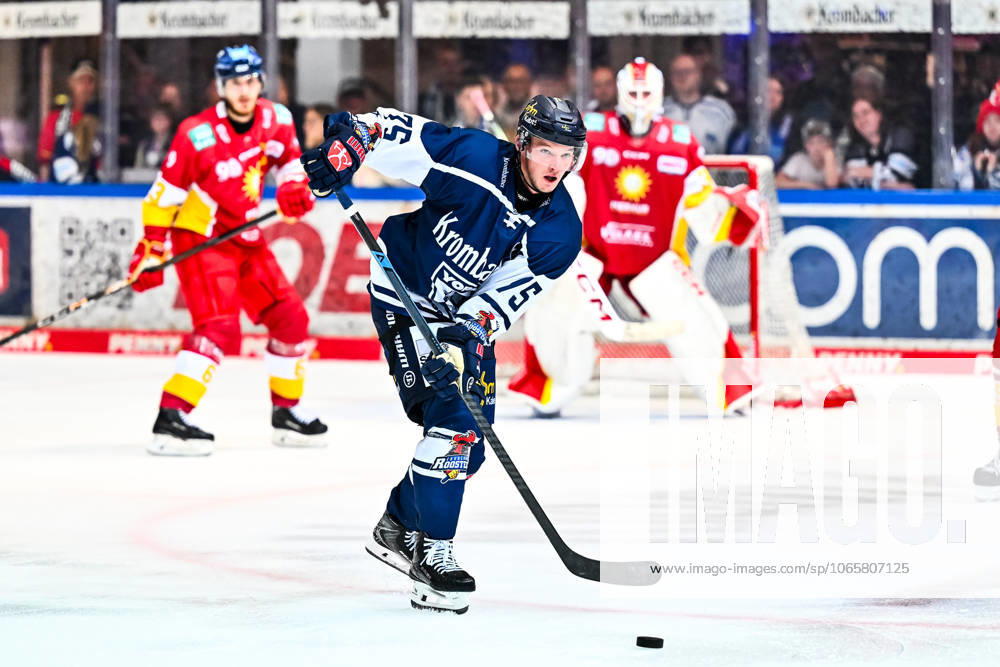 Julian Napravnik Iserlohn Roosters, 75 , GER, Iserlohn Roosters vs Düsseldorfer EG, Ice Hockey, Gottfried Schultz NRW Cup, 1 Matchday, Season 2025 2026, 30 08 2025, GER, Iserlohn Roosters vs Düsseldorfer EG, Ice Hockey, Gottfried Schultz NRW Cup, 1 Matchday, Season 2025 2026, 30 08 2025 Iserlohn