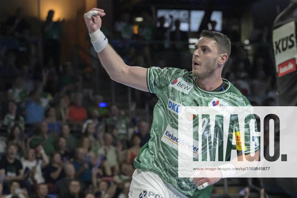 In the picture from l Mijajlo Marsenic Fuechse Berlin , action, fight, fights for the ball, goal, hit, jubilation, goal celebration, joy, enthusiasm, celebrates, GER, Berlin, handball, Fuechse Berlin vs Bergischer HC, DAIKIN Handball Bundesliga, in the Max Schmeling Halle, 31 08 2025,
