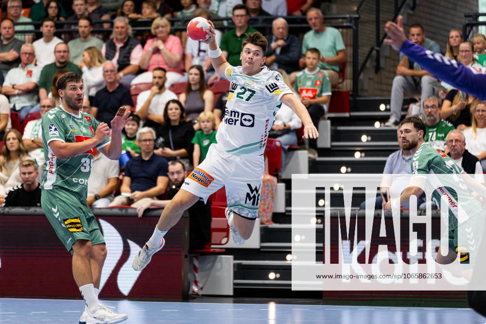 Oskar SUNNEFELDT FRISCH AUF Goeppingen, 27 scores a goal, Action, Goal throw GWD Minden GWD vs FRISCH AUF Goeppingen FAG , Handball, Men, Daikin Handball Bundesliga HBL , 1 Matchday, Season 2025 2026, 31 08 2025 GWD Minden GWD vs FRISCH AUF Goeppingen FAG , Handball, Men, Daikin Handball Bundesliga HBL , 1 Matchday, Season 2025 2026, 31 08 2025 Luebbecke