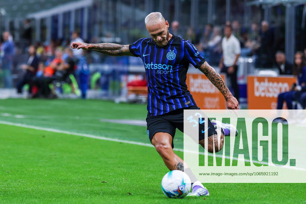 Federico Dimarco of FC Internazionale seen in action during Serie A 2025 26 football match between FC Internazionale and Udinese Calcio at San Siro Stadium