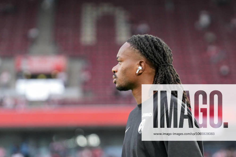 Jordy Makengo SC Freiburg, 33 , Germany, Football, 1 Bundesliga, 2 Matchday, 2025 2026, 1 FC Köln vs SC Freiburg, 31 08 2025, RheinEnergieSTADION, Cologne, Germany DFL REGULATIONS PROHIBIT ANY USE OF PHOTOGRAPHS AS IMAGE SEQUENCES AND OR QUASI VIDEO Köln RheinEnergieSTADION Nordrhein Westfalen Germany