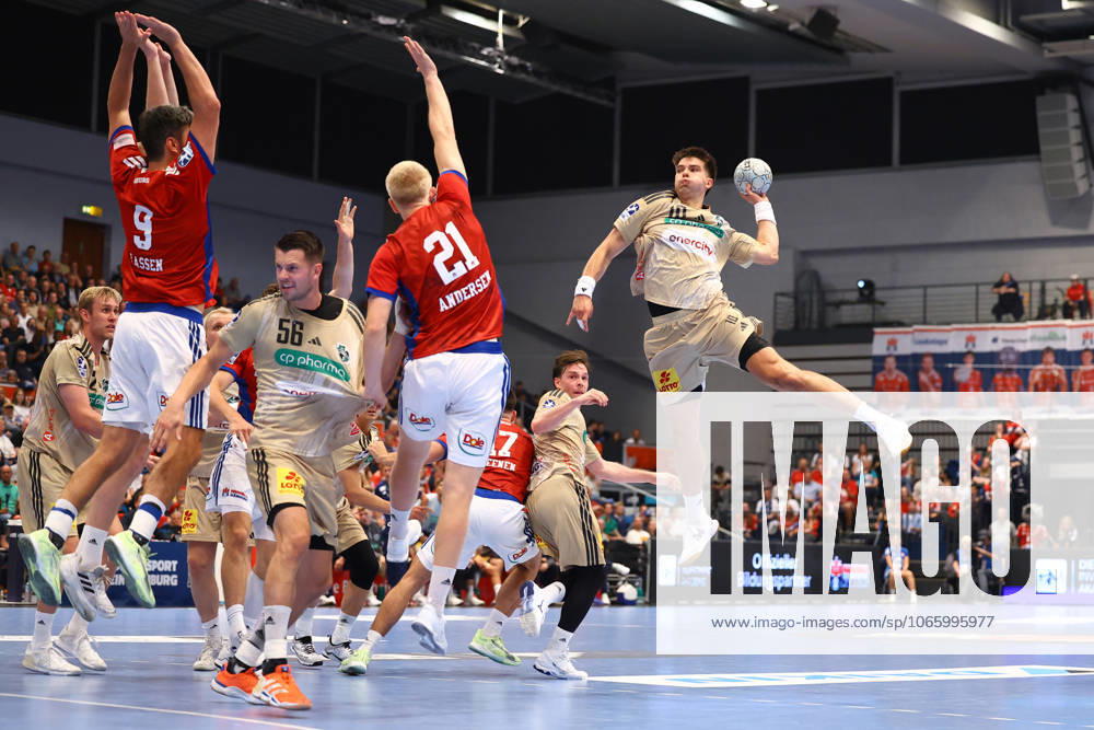 10 Renars Uscins TSV Hannover Burgdorf Handball I Men I Bundesliga Daikin HBL I Season 2025 2026 I 2 Matchday I HSV Hamburg TSV Hannover Burgdorf I 03 09 2025 I Sporthalle Hamburg