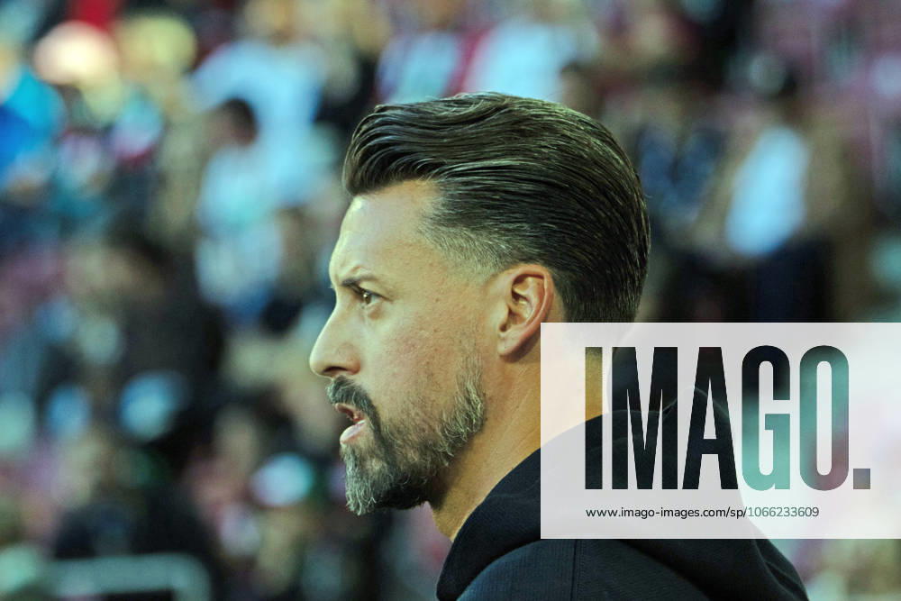 30 08 25 FC Augsburg FC Bayern Munich Germany, Augsburg, 30 08 2025, Football, Bundesliga, FC Augsburg FC Bayern Munich 2 3 Sandro Wagner Coach FC Augsburg