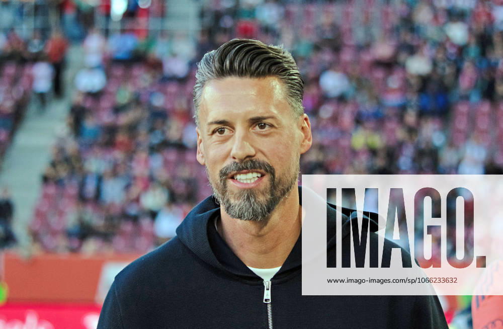 30 08 25 FC Augsburg FC Bayern Munich Germany, Augsburg, 30 08 2025, Football, Bundesliga, FC Augsburg FC Bayern Munich 2 3 Sandro Wagner Coach FC Augsburg