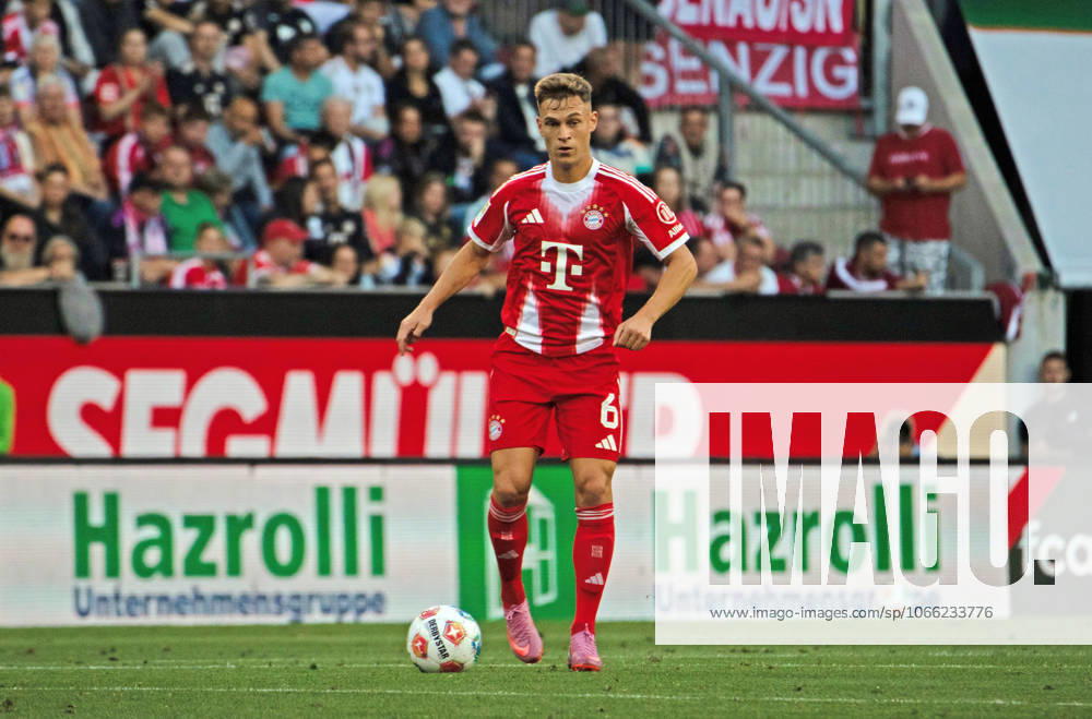 30 08 25 FC Augsburg FC Bayern Munich Germany, Augsburg, 30 08 2025, Football, Bundesliga, FC Augsburg FC Bayern Munich 2 3 Joshua Kimmich FC Bayern Munich