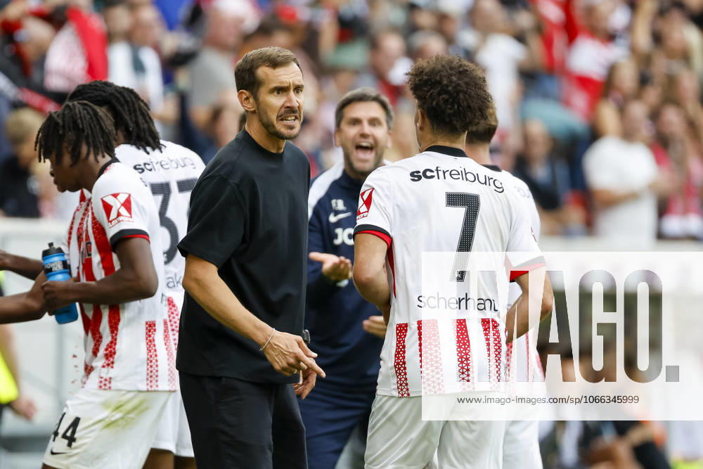Julian Schuster SC Freiburg, Coach and Derry Scherhant SC Freiburg, 07 , Germany, Football, 1 Bundesliga, Matchday 3, 2025 2026, SC Freiburg vs VfB Stuttgart, 13 09 2025, Europa Park Stadion, Freiburg im Breisgau, Germany Freiburg im Breisgau Europa Park Stadion Baden Württemberg Germany