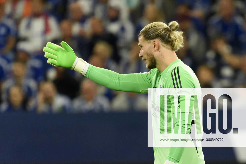 Goalkeeper Loris Karius FC Schalke gestures during the 2 Bundesliga match between FC Schalke 04 and Holstein Kiel, Veltins Arena on September 13, 2025 in Gelsenkirchen, Germany Photo by Max Maiwald DeFodi Images Goalkeeper Loris Karius FC Schalke gestures during the 2 Bundesliga match between FC Schalke 04 and Holstein Kiel at Veltins Arena on September 13, 2025 in Gelsenkirchen, Germany Photo by Max Maiwald DeFodi Images DFB DFL REGULATIONS PROHIBIT ANY USE OF PHOTOGRAPHS AS IMAGE SEQUENCES AND OR QUASI VIDEO Photo by Max Maiwald DeFodi Images