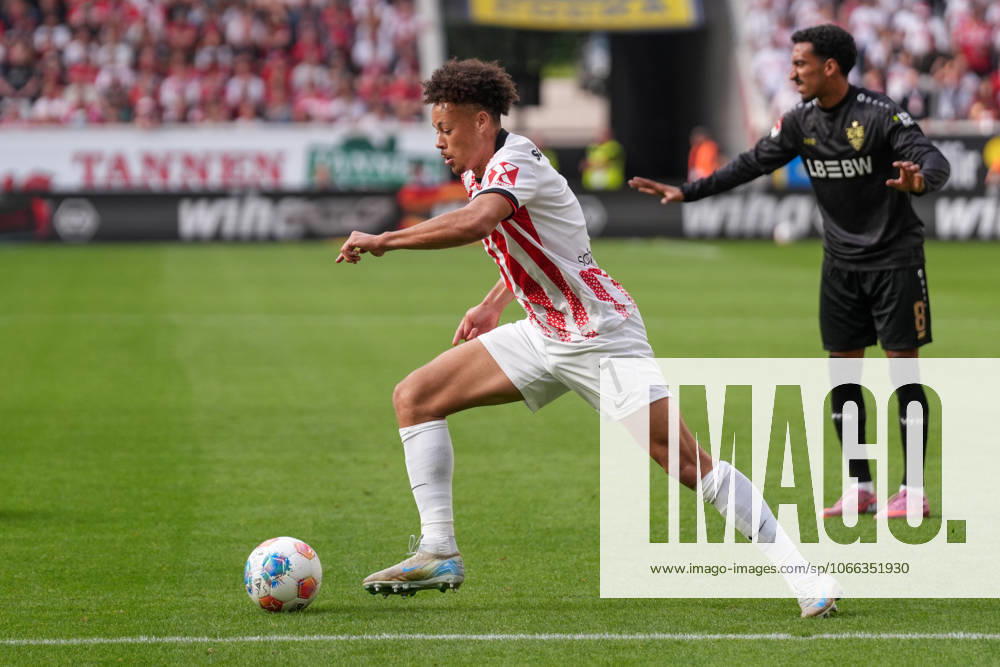 Derry Scherhant SC Freiburg, 07 am Ball , Germany, Soccer, 1 Bundesliga, Matchday 3, 2025 2026, SC Freiburg vs VfB Stuttgart, 13 09 2025, Europa Park Stadion, Freiburg, Germany DFL REGULATIONS PROHIBIT ANY USE OF PHOTOGRAPHS AS IMAGE SEQUENCES AND OR QUASI VIDEO Freiburg Europa Park Stadion Baden Württemberg Germany