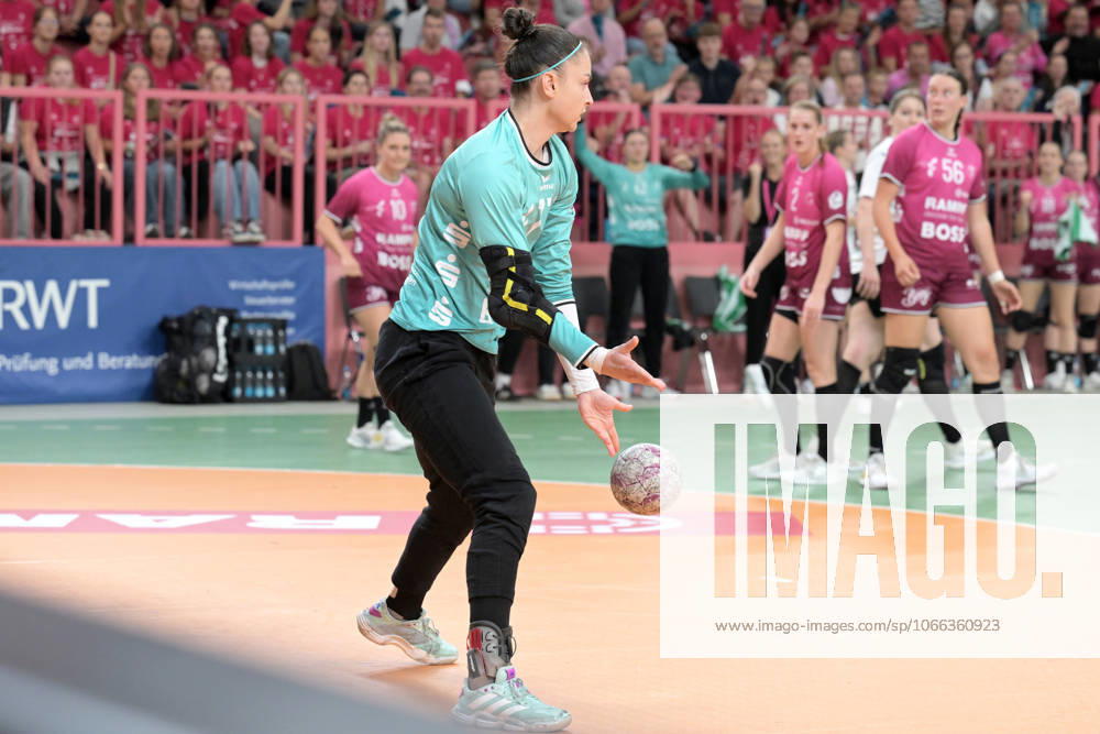 Sara Suba TusSies Metzingen, 77 in goal TusSies Metzingen vs BSV Sachsen Zwickau, Handball, Alsco HBF, 3 League Matchday, Season 2025 2026, 13 09 2025 TusSies Metzingen vs BSV Sachsen Zwickau, Handball, Alsco HBF, 3 League Matchday, Season 2025 2026, 13 09 2025 Tuebingen