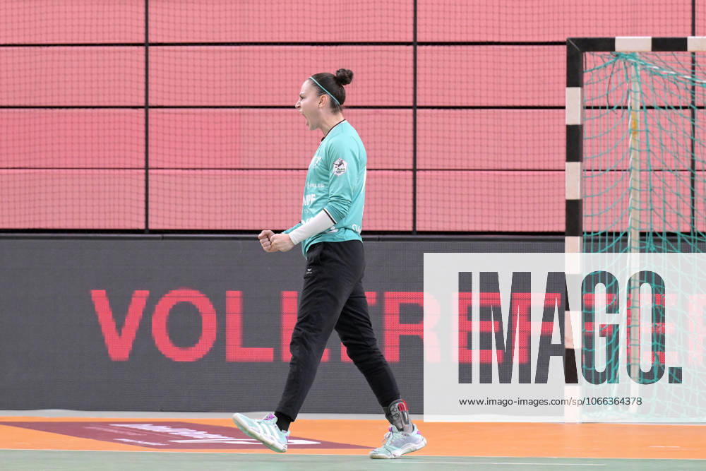 Sara Suba TusSies Metzingen, 77 in goal TusSies Metzingen vs BSV Sachsen Zwickau, Handball, Alsco HBF, 3 League Matchday, Season 2025 2026, 13 09 2025 TusSies Metzingen vs BSV Sachsen Zwickau, Handball, Alsco HBF, 3 League Matchday, Season 2025 2026, 13 09 2025 Tuebingen