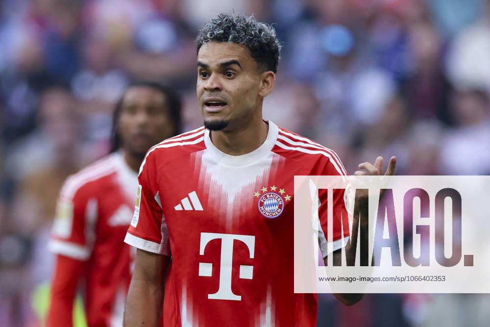 Luis Diaz FC Bayern Muenchen gestures, Bundesliga, FC Bayern München v Hamburger SV, Allianz Arena on September 13, 2025 in Munich, Germany Photo by Marco Steinbrenner DeFodi Images Luis Diaz FC Bayern Muenchen gestures, Bundesliga, FC Bayern München v Hamburger SV, Allianz Arena, September 13, 2025 in Munich, Germany Photo by Marco Steinbrenner DeFodi Images DFL regulations prohibit any use of photographs as image sequences and or quasi video