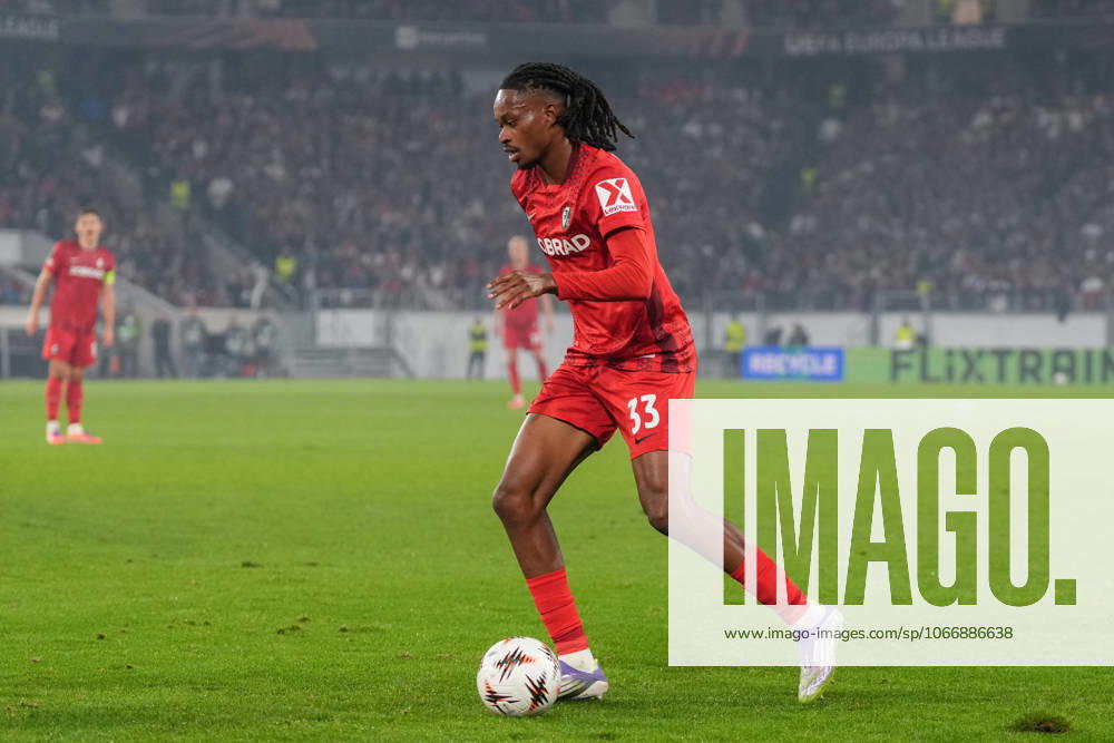 Jordy Makengo SC Freiburg, 33 on the ball , Germany, Football, UEFA Europa League, Matchday 1, League phase, 2025 2026, SC Freiburg vs FC Basel, 24 09 2025, Europa Park Stadion, Freiburg, Germany Freiburg Europa Park Stadion Baden Württemberg Germany