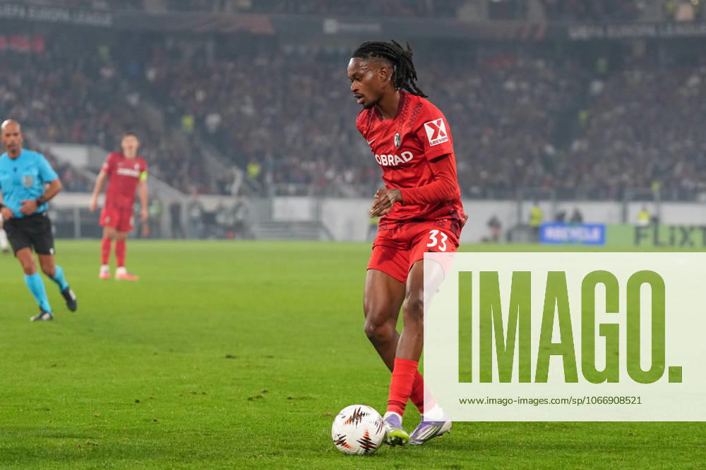 Jordy Makengo SC Freiburg, 33 on the ball , Germany, Football, UEFA Europa League, Matchday 1, League phase, 2025 2026, SC Freiburg vs FC Basel, 24 09 2025, Europa Park Stadion, Freiburg, Germany Freiburg Europa Park Stadion Baden Württemberg Germany