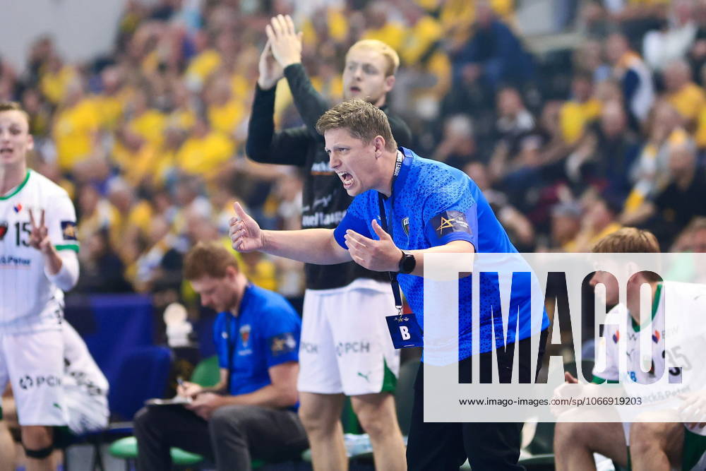 2025.09.25 Kielce Pilka reczna , Liga Mistrzow EHF , sezon 2025 26 Industria Kielce - Fuechse Berlin N z Nicolej Krickau Foto Tomasz Fafara PressFocus 2025.09.25 Kielce Handball , EHF Champions League , 2025 2026 season Industria Kielce - Fuechse Berlin Nicolej Krickau Credit: Tomasz Fafara PressFocus NEWSPIX.PL --- newspix.pl