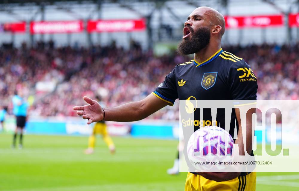 Bryan Mbeumo of Manchester United, ManU reacts Brentford v Manchester United, Premier League, Football, Gtech Community Stadium, London, UK - 27 Sep 2025London Gtech Community Stadium United Kingdom