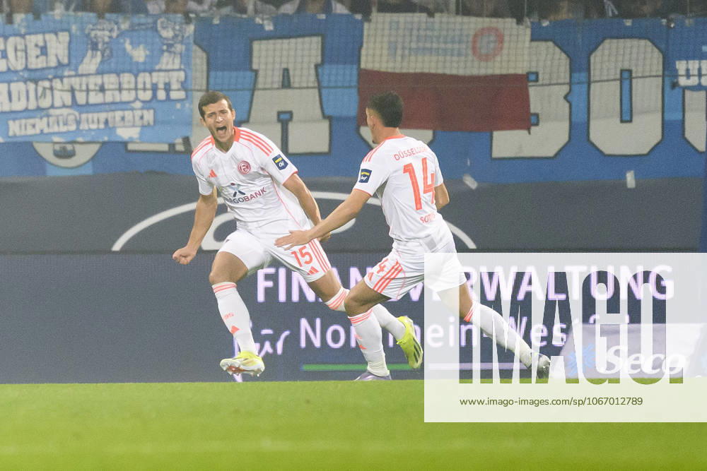 Tim Oberdorf (Fortuna Duesseldorf) Torjubel, jubelt mit seiner Mannschaft nach dem Treffer zum 0:1 waehrend des spiels der 2. Bundesliga zwischen VfL Bochum und Fortuna Duesseldorf, Vonovia Ruhrstadion am 27. September 2025 in Bochum, Deutschland. (Foto von Max Maiwald DeFodi Images) +++ Tim Oberdorf (Fortuna Duesseldorf) celebrates after scoring his team s first goal during the 2. Bundesliga match between VfL Bochum and Fortuna Duesseldorf at Vonovia Ruhrstadion on September 27, 2025 in Bochum, Germany. (Photo by Max Maiwald DeFodi Images) DFB DFL REGULATIONS PROHIBIT ANY USE OF PHOTOGRAPHS AS IMAGE SEQUENCES AND OR QUASI-VIDEO. (Photo by Max Maiwald DeFodi Images) Tim Oberdorf Fortuna Duesseldorf celebrates after scoring his team s first goal during the 2 Bundesliga match between VfL Bochum and Fortuna Duesseldorf at Vonovia Ruhrstadion on September 27, 2025 in Bochum, Germany, Germany Photo by Max Maiwald DeFodi Images Tim Oberdorf Fortuna Duesseldorf celebrates after scoring his team s first goal during the 2 Bundesliga match between VfL Bochum and Fortuna Duesseldorf at Vonovia Ruhrstadion on September 27, 2025 in Bochum, Germany Photo by Max Maiwald DeFodi Images DFB DFL REGULATIONS PROHIBIT ANY USE OF PHOTOGRAPHS AS IMAGE SEQUENCES AND OR QUASI VIDEO Photo by Max Maiwald DeFodi Images