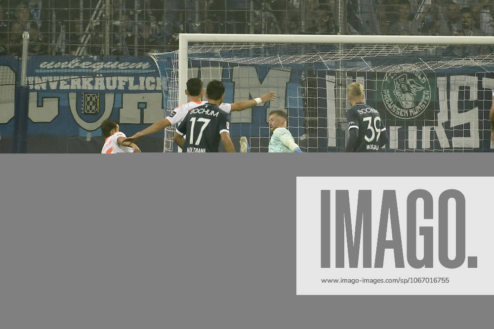 Tim Oberdorf Duesseldorf 15 scores the goal to 0 1 27 09 2025 Soccer VfL Bochum vs Fortuna Duesseldorf, Vonovia Ruhrstadion, Bochum, DFB DFL REGULATIONS PROHIBIT ANY USE OF PHOTOGRAPHS AS IMAGE SEQUENCES AND OR QUASI VIDE