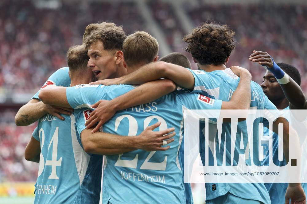 Goal celebration TSG Hoffenheim at 1 1 by Fisnik Asllani TSG Hoffenheim, 11 , Germany, Soccer, 1 Bundesliga, Matchday 5, 2025 2026, SC Freiburg vs TSG 1899 Hoffenheim, 28 09 2025, Europa Park Stadion, Freiburg im Breisgau, Germany Freiburg im Breisgau Europa Park Stadion Baden Württemberg Germany