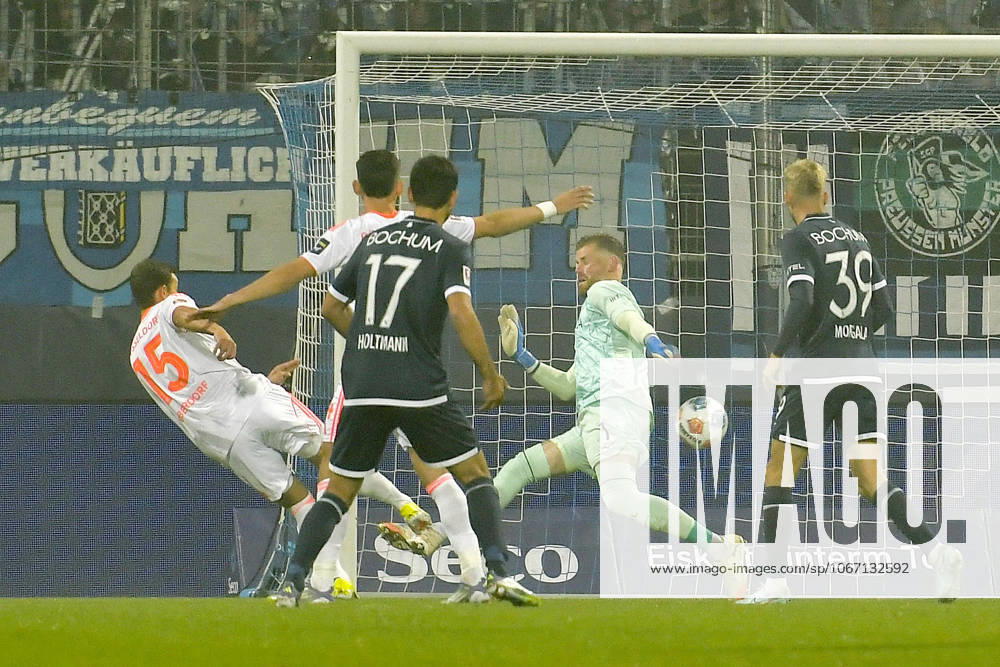 Tim Oberdorf Duesseldorf 15 scores the goal to 0 1 27 09 2025 Soccer VfL Bochum vs Fortuna Duesseldorf, Vonovia Ruhrstadion, Bochum, DFB DFL REGULATIONS PROHIBIT ANY USE OF PHOTOGRAPHS AS IMAGE SEQUENCES AND OR QUASI VIDEO