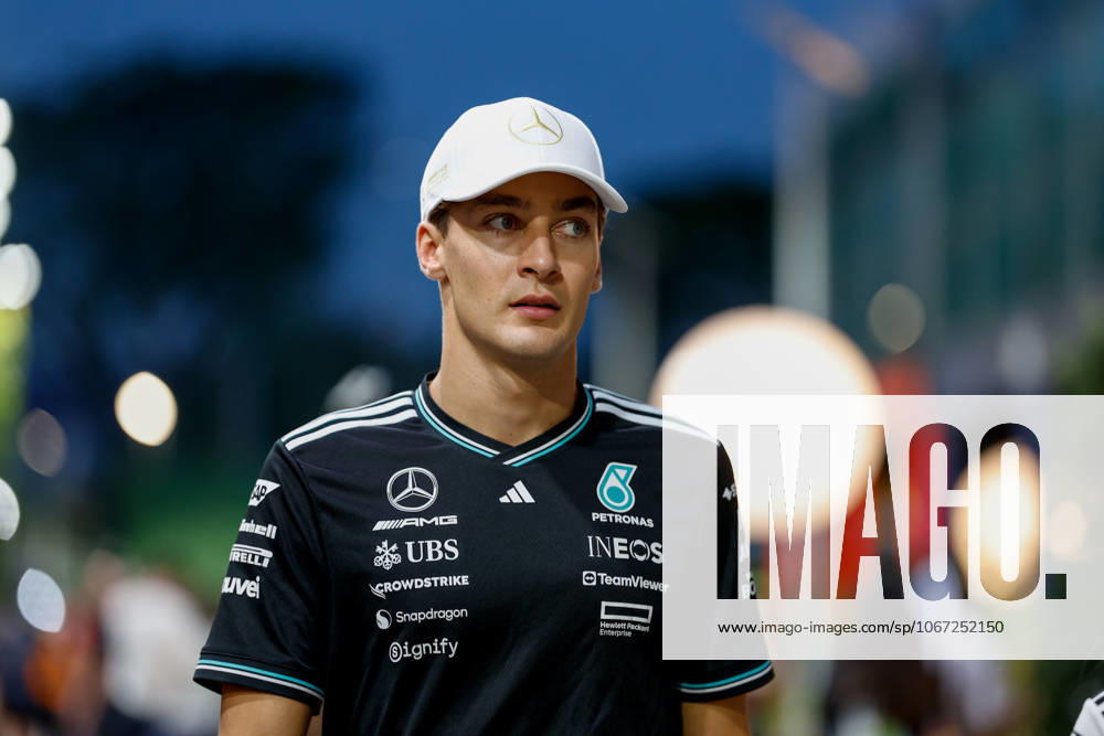 F1 - SINGAPORE GRAND PRIX 2025 RUSSELL George (gbr), Mercedes AMG F1 Team W16, portrait during the 2025 Formula 1 Singapore Grand Prix, 18th round of the 2025 FIA Formula One World Championship, WM, Weltmeisterschaft from October 3 to 5, 2025 on the Marina Bay Street Circuit, in Singapore - SingaporeSingapore
