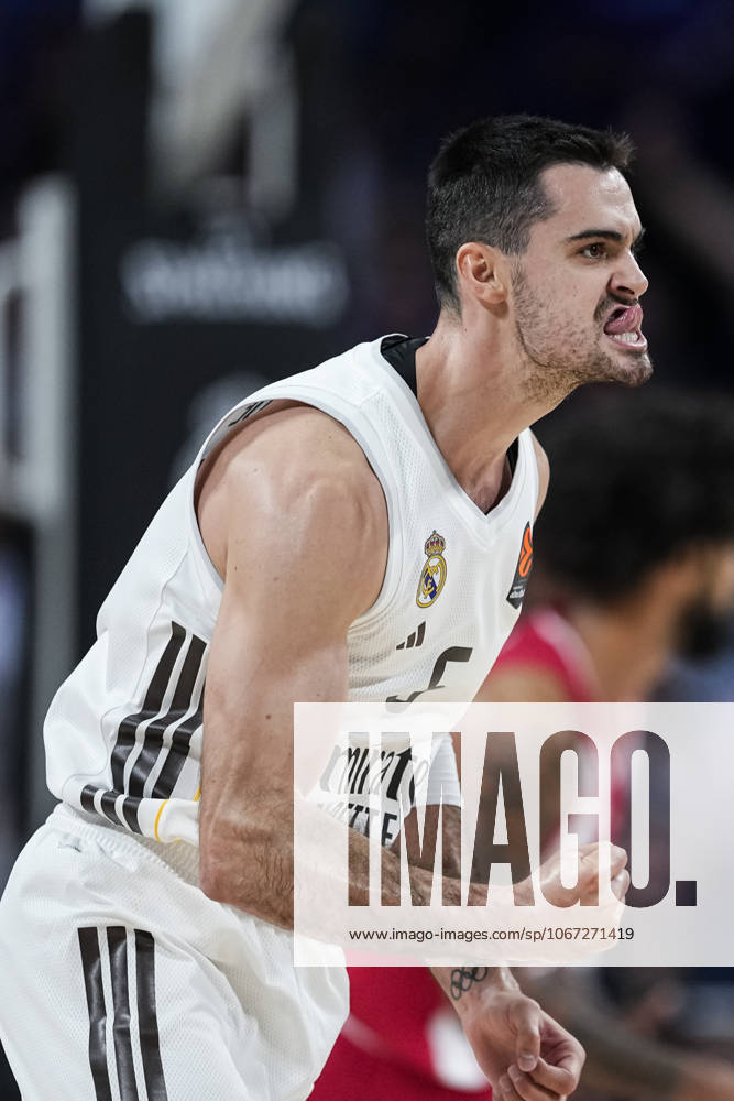 Alberto Abalde of Real Madrid celebrates a basket during the Turkish Airlines Euroleague 2025 26 League Phase MD2, match played between Real Madrid and Olympiacos Piraeus at Madrid Arena on October 02, 2025 in Madrid, Spain. Madrid Spain - ZUMAa181 20251002_zaa_a181_206