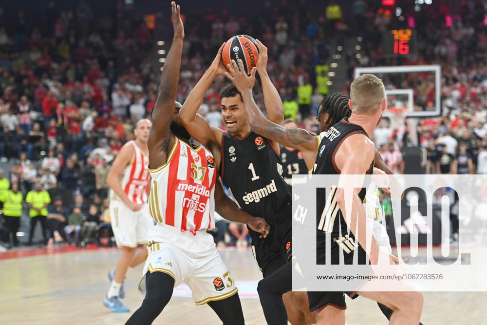 Oscar DA SILVA FCB , action,duel against Tyson CARTER Belgrade Basketball Euro League,season 2025 2026, FC Bayern Muenchen Red Star Belgrade 97 88 on 02 10 2025, S A P G A R D EN