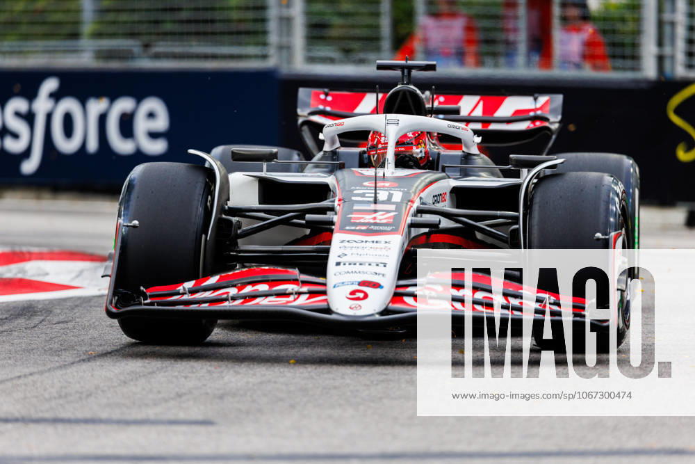 Esteban Ocon of France drives the (31) MoneyGram Haas F1 VF-25 Ferrari during practice session one ahead of the F1 Grand Prix of Singapore at the Marina Bay Street Circuit. Singapore Singapore - ZUMAs197 20251003_aaa_s197_108