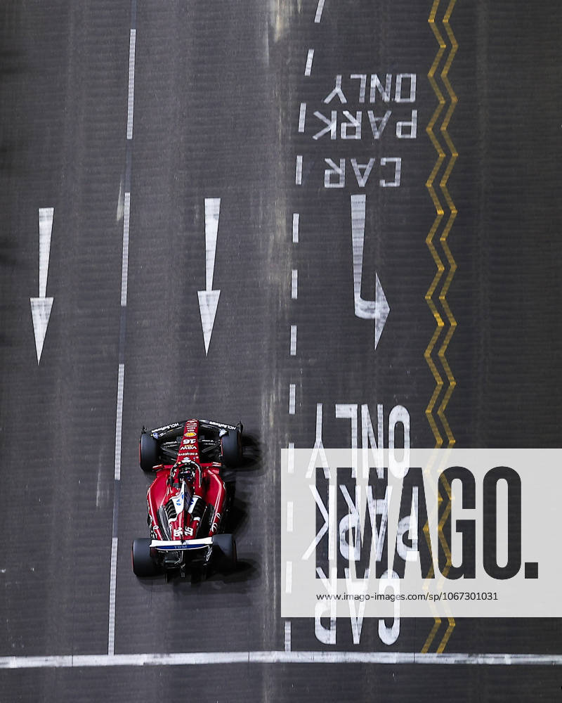 F1 - SINGAPORE GRAND PRIX 2025 16 LECLERC Charles (mco), Scuderia Ferrari SF-25, action during the 2025 Formula 1 Singapore Grand Prix, 18th round of the 2025 FIA Formula One World Championship, WM, Weltmeisterschaft from October 3 to 5, 2025 on the Marina Bay Street Circuit, in Singapore - SingaporeSingapore