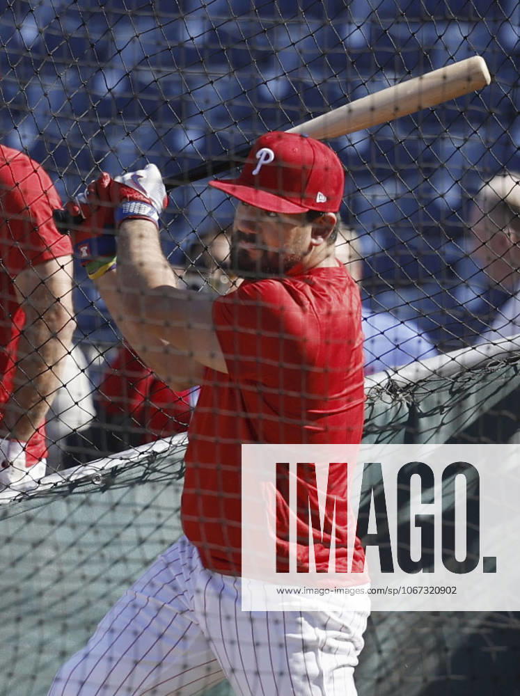 Baseball: Division Series between Dodgers and Phillies Philadelphia Phillies slugger Kyle Schwarber takes batting practice at Citizens Bank Park in Philadelphia on Oct. 3, 2025, the eve of Game 1 of the Division Series against the Los Angeles Dodgers. A14AA0004908369P