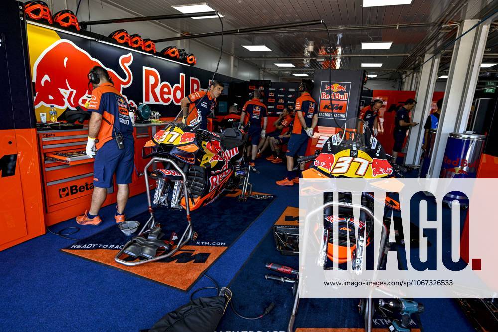 MOTO - MOTO GP - GRAND PRIX OF INDONESIA 2026 Red Bull KTM Factory Racing, KTM RC16, box during the 2025 MotoGP Pertamina Grand Prix of Indonesia on the Mandalika circuit from October 3 to 5, At West Nusa Tenggara, Indonesia - West Nusa TenggaraIndonesia