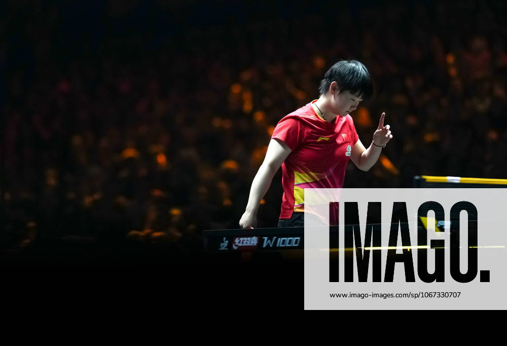 (251004) -- BEIJING, Oct. 4, 2025 -- Sun Yingsha reacts during the women s singles semifinal match between Sun Yingsha of China and Chen Xingtong of China at 2025 World Table tennis, Tischtennis (WTT) China Smash in Beijing, China, Oct. 4, 2025. ) (SP)CHINA-BEIJING-TABLE TENNIS-WTT-CHINA SMASH-WOMEN S SINGLES-SEMIFINAL(CN) SunxFei