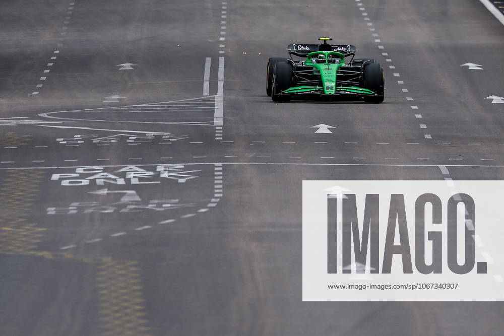 F1 - SINGAPORE GRAND PRIX 2025 05 BORTOLETO Gabriel (bra), Stake F1 Team Kick C45, action during the 2025 Formula 1 Singapore Grand Prix, 18th round of the 2025 FIA Formula One World Championship, WM, Weltmeisterschaft from October 3 to 5, 2025 on the Marina Bay Street Circuit, in Singapore - SingaporeSingapore