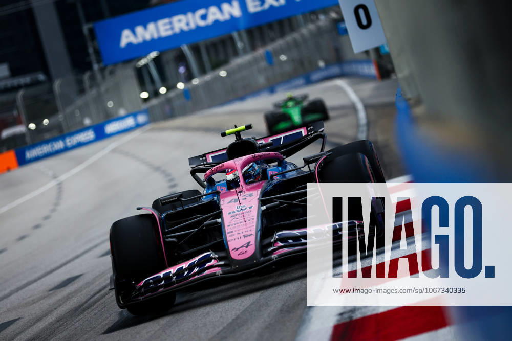 F1 - SINGAPORE GRAND PRIX 2025 43 COLAPINTO Franco (arg), Alpine F1 Team A525, action during the 2025 Formula 1 Singapore Grand Prix, 18th round of the 2025 FIA Formula One World Championship, WM, Weltmeisterschaft from October 3 to 5, 2025 on the Marina Bay Street Circuit, in Singapore - SingaporeSingapore