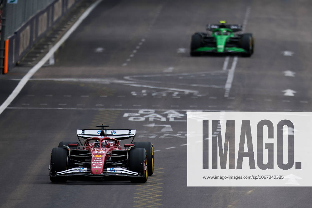 F1 - SINGAPORE GRAND PRIX 2025 16 LECLERC Charles (mco), Scuderia Ferrari SF-25, action during the 2025 Formula 1 Singapore Grand Prix, 18th round of the 2025 FIA Formula One World Championship, WM, Weltmeisterschaft from October 3 to 5, 2025 on the Marina Bay Street Circuit, in Singapore - SingaporeSingapore
