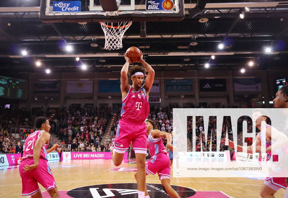Michael Kessens Telekom Baskets Bonn vs. EWE Baskets Oldenburg 3. Speiltag - Saison 2025 26