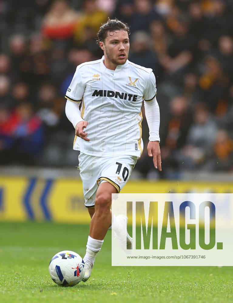 Kingston upon Hull, England, 4th October 2025. Callum O Hare of Sheffield United during the Hull City vs Sheffield United Sky Bet Championship match at the MKM Stadium, Kingston upon Hull. Picture credit should read: Simon Bellis Sportimage . SPI_071_SB_Hull_Sheffield_United SPI-4194