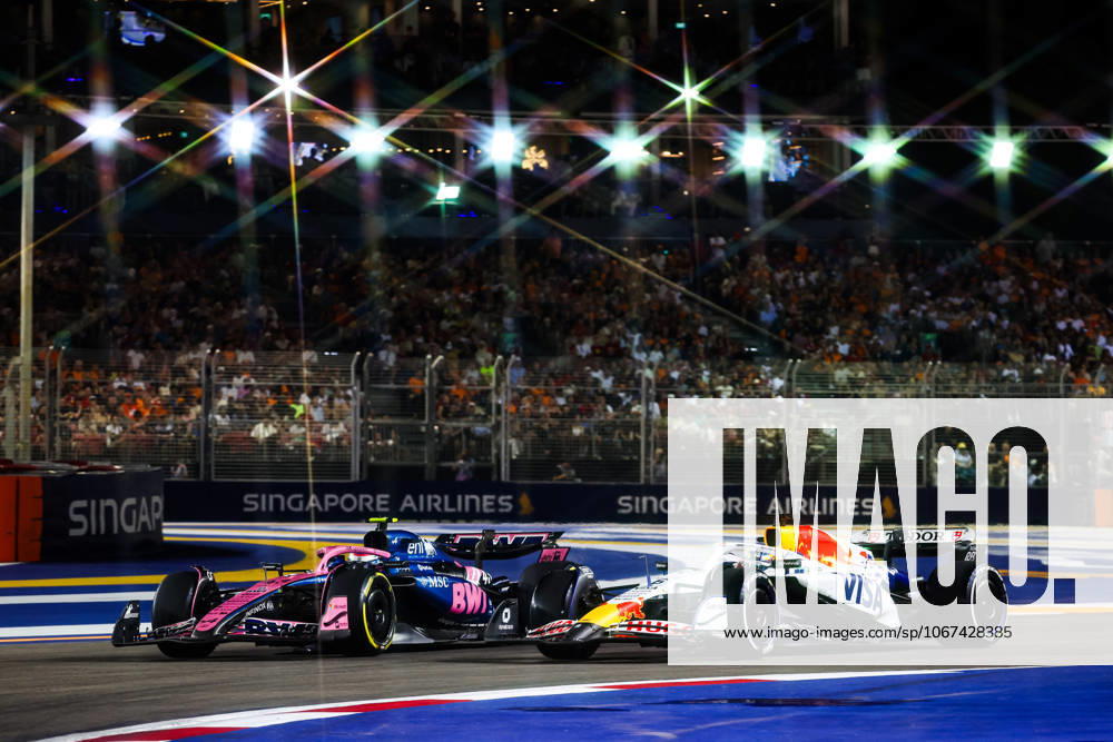 F1 - SINGAPORE GRAND PRIX 2025 43 COLAPINTO Franco (arg), Alpine F1 Team A525, 06 HADJAR Isack (fra), Visa Cash App RB F1 Team VCARB02, action during the 2025 Formula 1 Singapore Grand Prix, 18th round of the 2025 FIA Formula One World Championship, WM, Weltmeisterschaft from October 3 to 5, 2025 on the Marina Bay Street Circuit, in Singapore - SingaporeSingapore