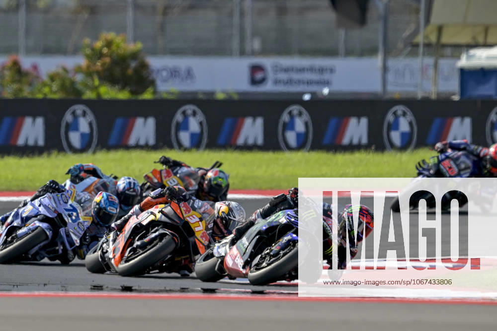 MOTO - MOTO GP - GRAND PRIX OF INDONESIA 2026 42 RINS Alex (spa), Monster Energy Yamaha MotoGP, YZR-M1, action with 37 ACOSTA Pedro (spa), Red Bull KTM Factory Racing, KTM RC16 during the 2025 MotoGP Pertamina Grand Prix of Indonesia on the Mandalika circuit from October 3 to 5, At West Nusa Tenggara, Indonesia - West Nusa TenggaraIndonesia