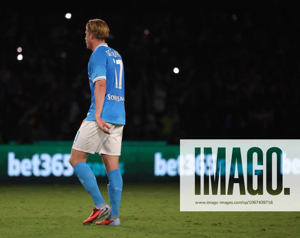 Kevi De Bruyne of SSC Napoli During the 2025 26 Italian Serie A football match between SSC Napoli and Genoa on October 5, 2025, at the Diego Armando Maradona Stadium in Naples...Pictured: Napoli ITALIA - ZUMAs236 20251005_aap_s236_126