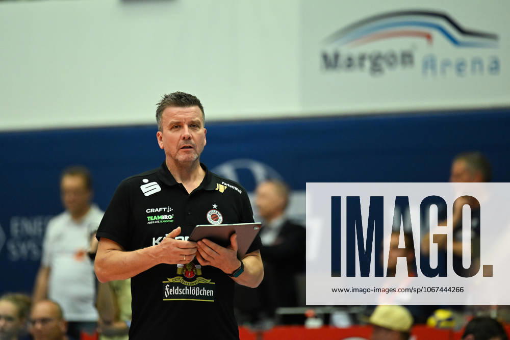 Alexander Waibl Head Coach Dresdner SC Dresdner SC vs SSC Palmberg Schwerin, WT Energiesysteme Supercup, Volleyball Bundesliga Women, Season 2025 2026, 04 10 2025 Dresdner SC vs SSC Palmberg Schwerin, WT Energiesysteme Supercup, Volleyball Bundesliga Women, Season 2025 2026, 04 10 2025 Dresden