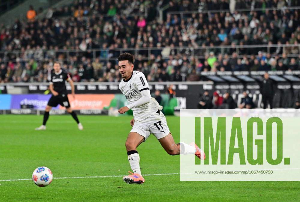 Moenchengladbach Football, Men, Season 2025 2026, Borussia Moenchengladbach vs SC Freiburg Jens Castrop Gladbach DFL regulations prohibit any use of photographs as image sequences and or quasi video Borussia Park NRW Germany