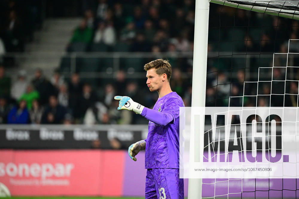 Moenchengladbach Football, Men, Season 2025 2026, Borussia Moenchengladbach vs SC Freiburg Goalkeeper Moritz Nicolas Gladbach DFL regulations prohibit any use of photographs as image sequences and or quasi video Borussia Park NRW Germany