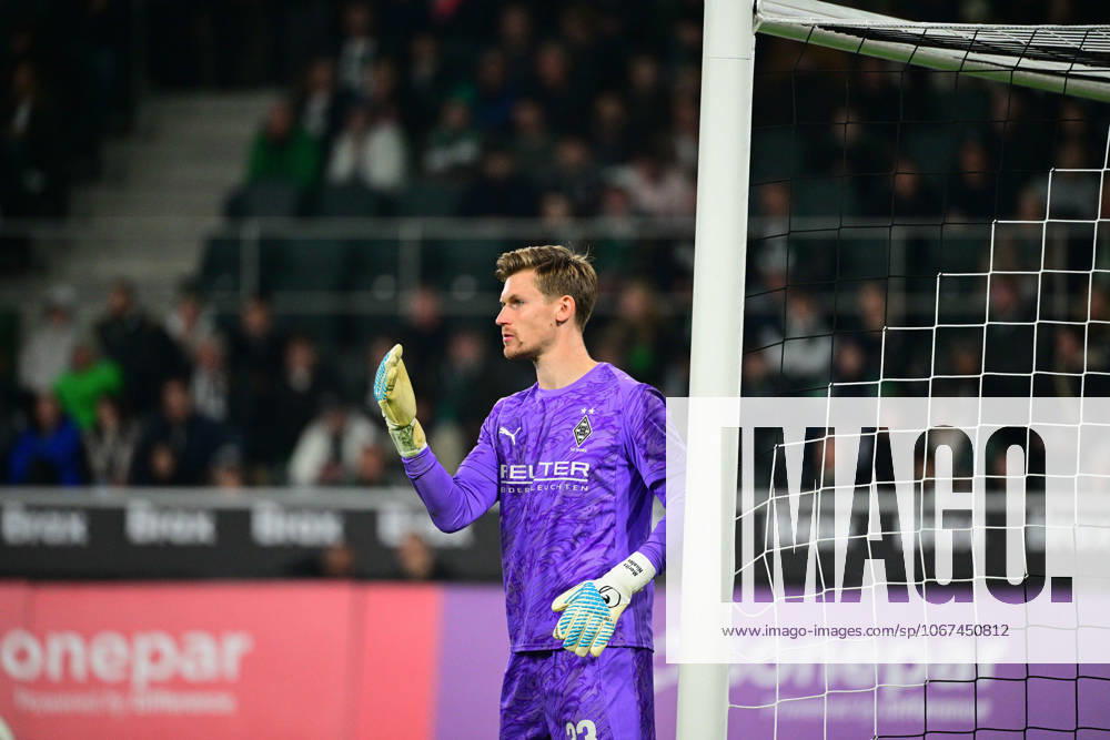 Moenchengladbach Football, Men, Season 2025 2026, Borussia Moenchengladbach vs SC Freiburg Goalkeeper Moritz Nicolas Gladbach DFL regulations prohibit any use of photographs as image sequences and or quasi video Borussia Park NRW Germany