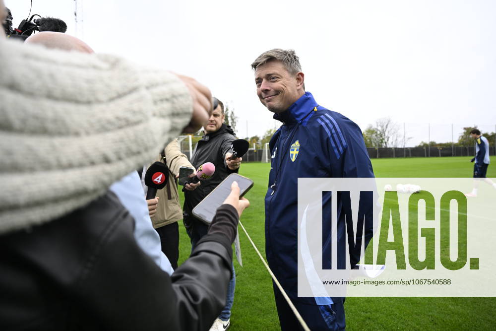 STOCKHOLM, SWEDEN 20251008 National team captain Jon Dahl Tomasson as the men s national team gathers on Bosön in Stockholm ahead of the World Cup qualifiers against Switzerland and Kosovo STOCKHOLM SWEDEN